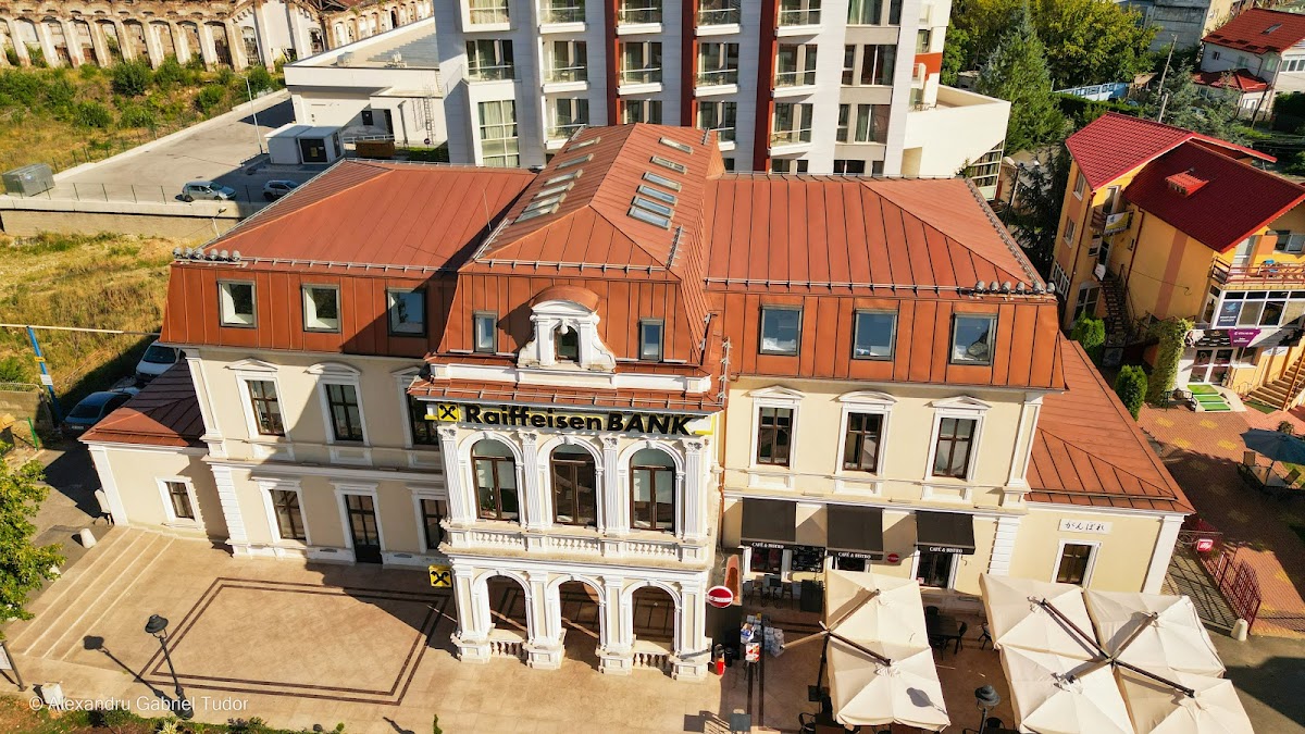 Arsenal Cafe & Bistro-3